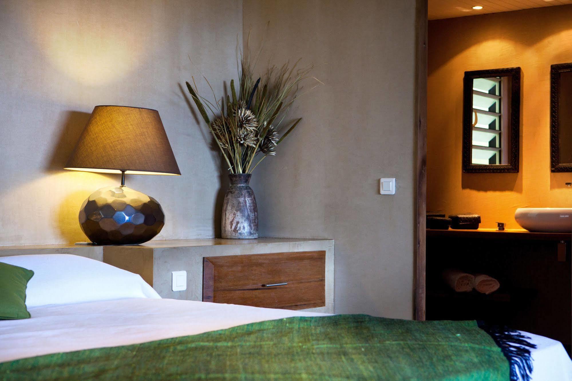 Karibuni Boutique Hotel (Adults Only) Cul de Sac Exterior photo